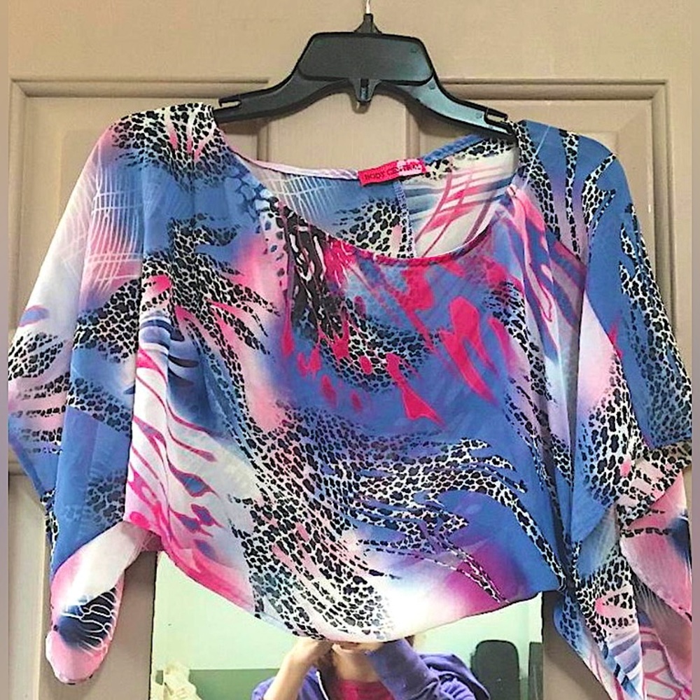 Funky 80s Style Shaw Crop Top